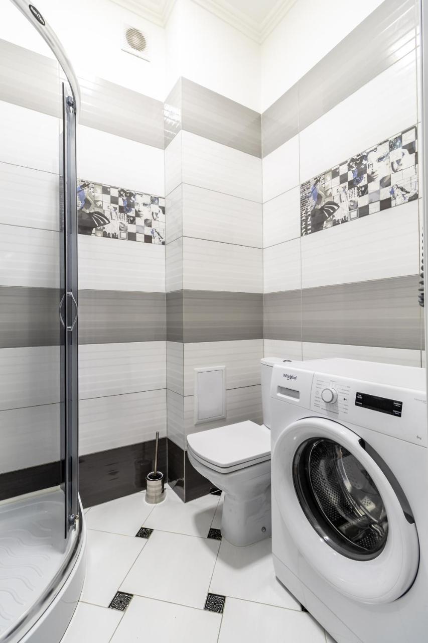 Inshiapartments On Liberty Avenue Lviv Extérieur photo